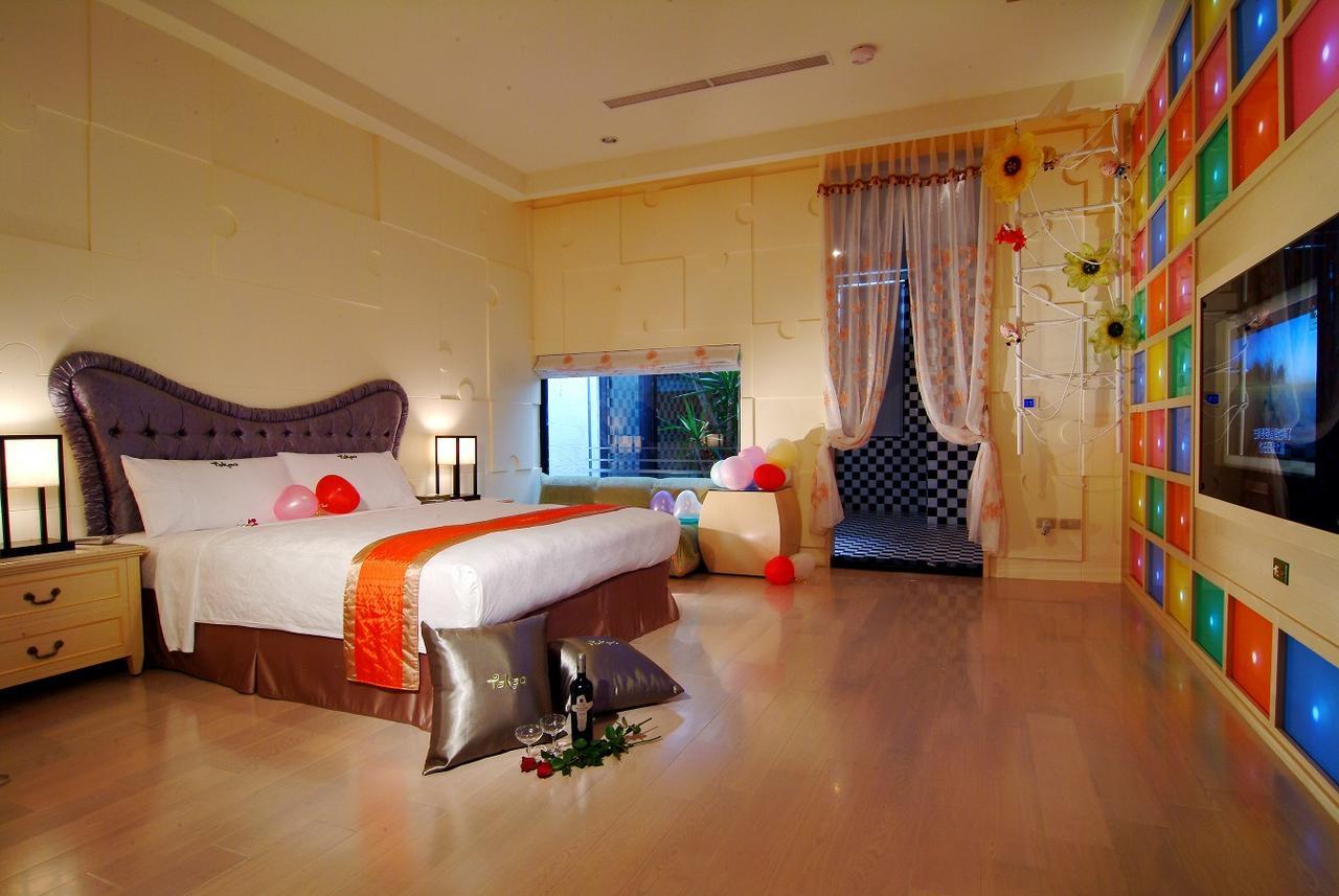 Takao Love Motel Гаосюн Екстер'єр фото